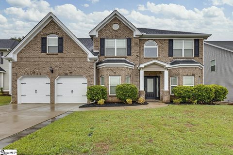 196 E Farrell Drive sold home in Reidville Crossing, Woodruff, SC