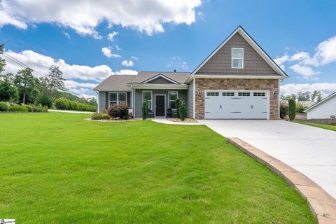 5 Smith Tractor Road sold home in Kelley Farms, Travelers Rest, SC