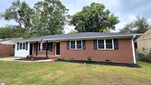 124 Forestdale Drive sold home in Forestdale Heights, Taylors, SC