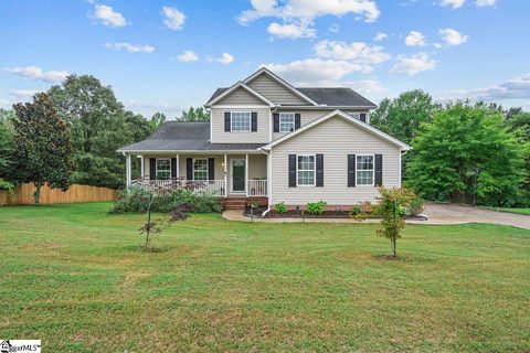 131 Brooke Lee Circle sold home in Beaver Brook, Taylors, SC