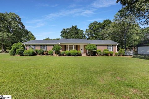 302 Portsmouth Drive sold home in Richmond Hills, Greenville, SC