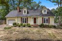 6 Milford Court sold home in Taylors, SC