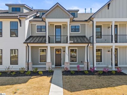 1301 S Pinot Road active home in Townes At Squires Pointe, Duncan, SC