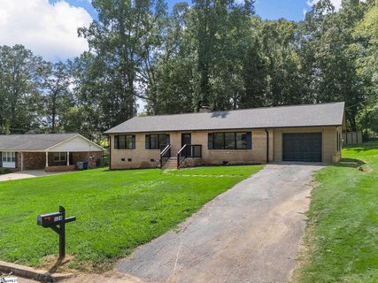 124 Maulden Street sold home in Maxwell Hills, Spartanburg, SC