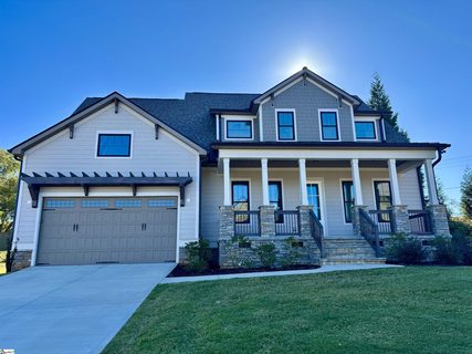 813 Batten Cottage Court pending home in Cottages At Turtle Creek, Boiling Springs, SC