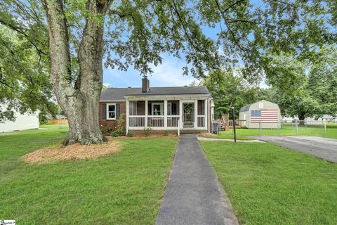 102 Elaine Avenue sold home in Pine Brook, Taylors, SC