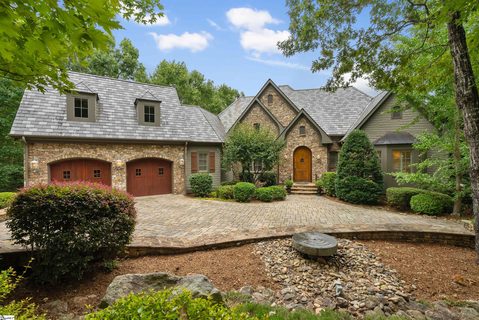 101 Duck Hawk Way