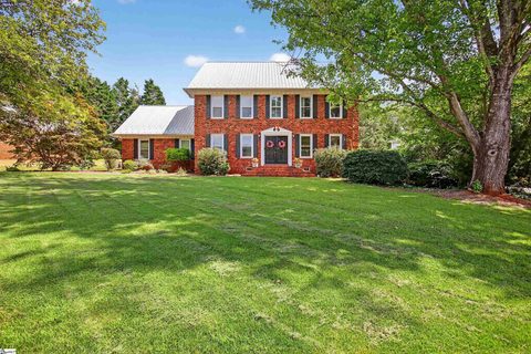 207 Gilderbrook Road sold home in Brookfield West, Greenville, SC