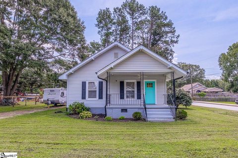 321 W College Street sold home in Woodside Mill, Simpsonville, SC