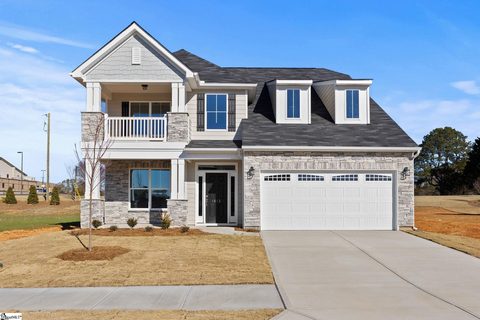 1813 Betsy Ross Drive active home in Founders Club, Moore, SC