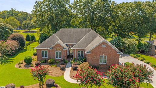 247 River Falls Drive sold home in River Falls Plantation, Duncan, SC