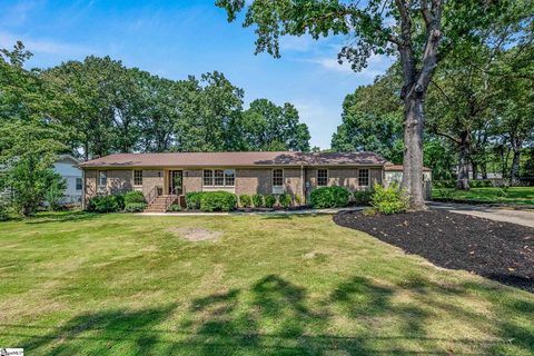4 Dellrose Circle sold home in Drexel Terrace, Taylors, SC