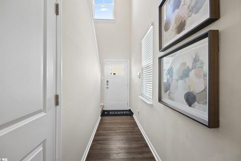 1546 Honeybee Lane