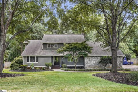 8 Sugarberry Drive sold home in Dove Tree, Greenville, SC