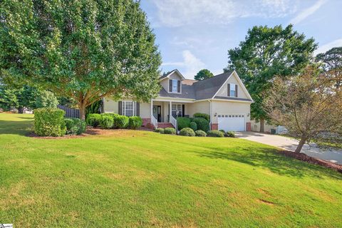 645 Nichole Place sold home in Ridgecreek Estates, Greer, SC
