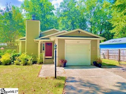 1005 Summit Drive