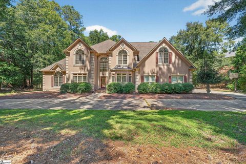 228 Indian Wells Drive active home in Carolina Country Club, Spartanburg, SC