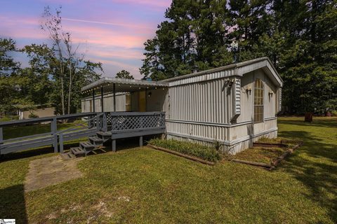 105 Coppice Court sold manufactured home in Mt Carmel Hills, Easley, SC