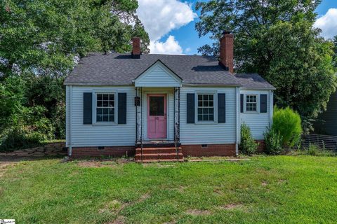 10 W Wilburn Avenue sold home in Westview, Greenville, SC