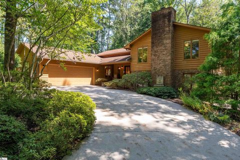 117 Hidden Cove Court sold home in Stonehaven, Seneca, SC