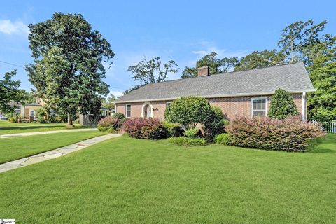 306 Hickory Street