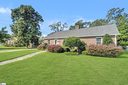 306 Hickory Street sold home in Clinton, SC