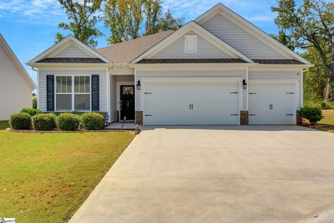 129 Yellow Fox Road
