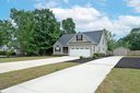 8 Wooded Glenn Court sold home in Pelzer, SC
