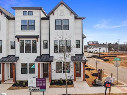 18 Renaissance Row Drive active townhome in Renaissance Place, Greenville, SC