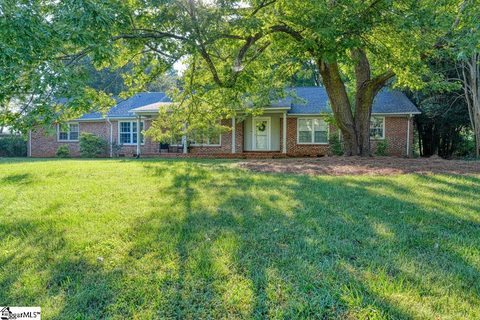 320 Fairlane Drive