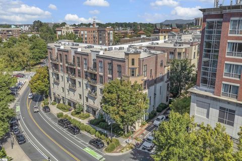 224 S Laurens Street Unit 205 sold condo in Poinsett Corners, Greenville, SC