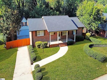 308 Farmington Road sold home in Chestnut Hills, Greenville, SC