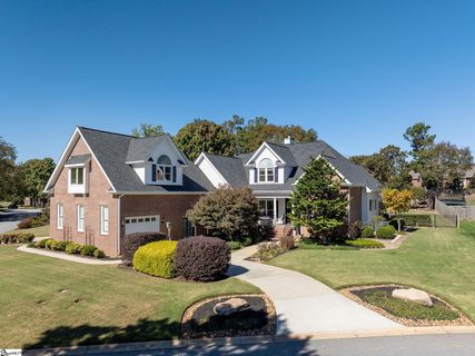 2 Cricken Tree Drive