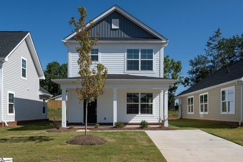 6 Thorndike Way active home in Lakeview At Berea, Greenville, SC