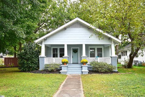 8 N Franklin Road