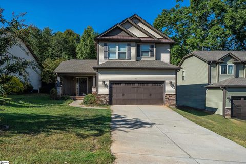 A home in Tiara Ridge