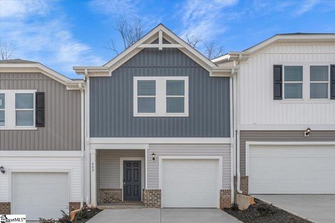 402 Blissful Court active home in Northbrook Village Townes, Taylors, SC