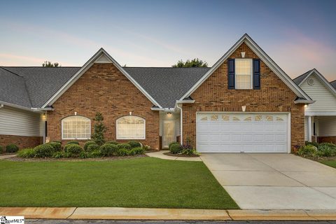 205 Chadwyck Court sold townhome in Ivybrooke, Greenville, SC