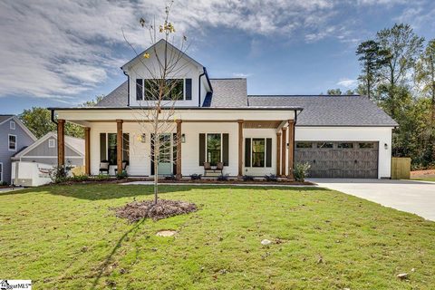 212 Forest Park Drive sold home in Forest Park, Simpsonville, SC