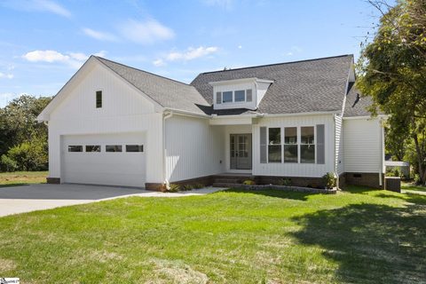 115 Alpha Drive sold home in Kennedy Park, Greenville, SC