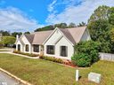 6 W Fairgate Court sold home in Simpsonville, SC