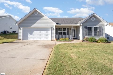 106 Sturgeon Bay Drive sold home in St. Mark'S Pointe, Taylors, SC