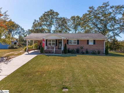 7 Hastings Circle sold home in Coral Ridge, Taylors, SC
