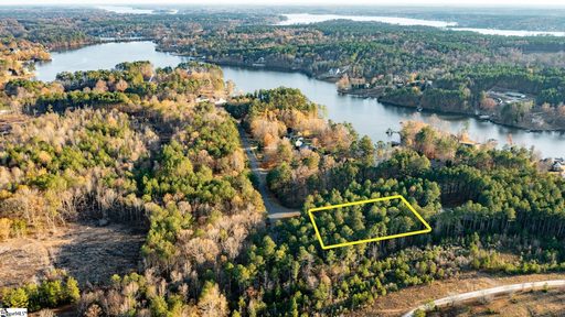 102 Flamingo Point pending lot in Crystal Bay, Cross Hill, SC
