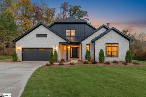 313 Stillwaters Bay Drive sold home in Stillwaters Of Lake Robinson, Taylors, SC