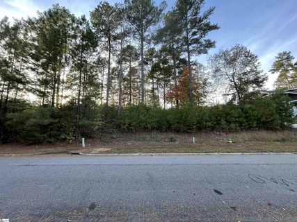 17 Tee Box Lane sold home in The Summit At Cherokee Valley, Travelers Rest, SC