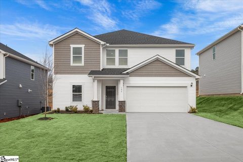106 Madison Court active home in The Farm At Wells Creek, Gray Court, SC