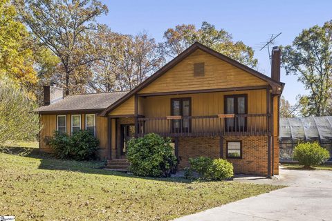 106 Georges Hideaway sold home in Coachwood Forest, Simpsonville, SC