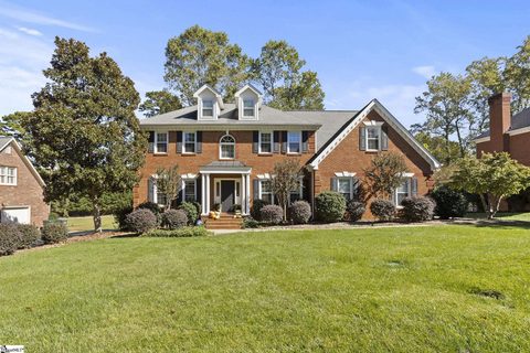 302 Ledgewood Way