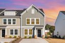 647 Blossom Run sold home in Spartanburg, SC